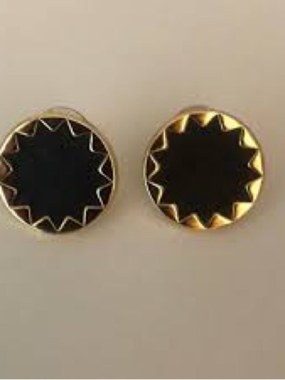 House of Harlow 1960 Black and Gold Round Starburst Earrings